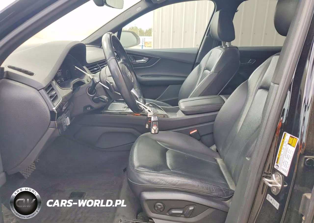 2017 Audi Q7 Premium Plus VIN:WA1LHAF71HD039193 - 7