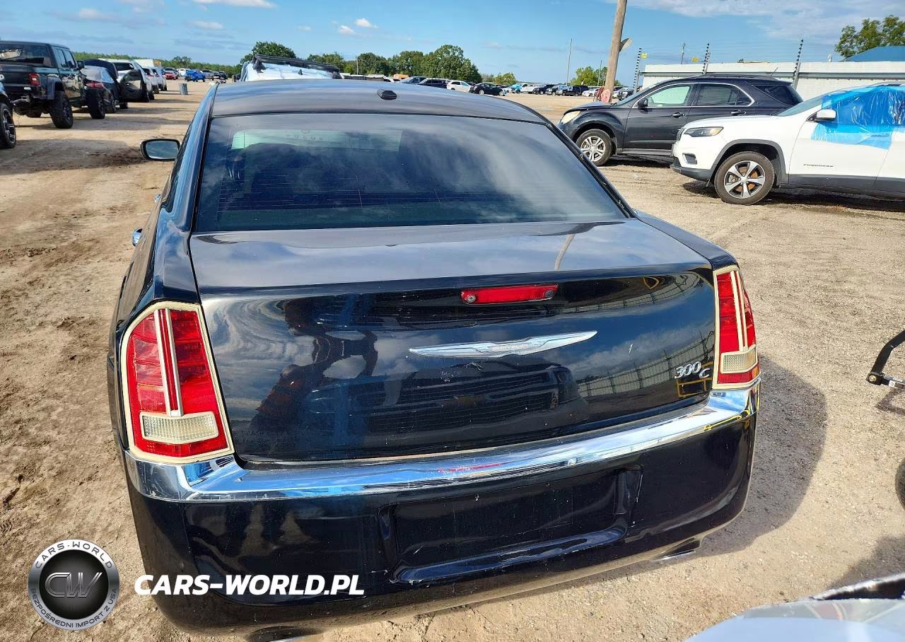 2013 Chrysler 300C VIN:2C3CCAET5DH585144 - 6
