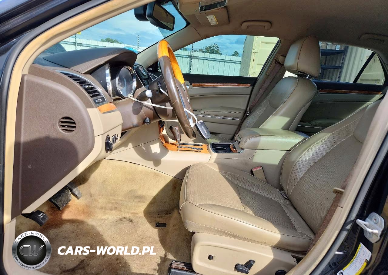 2013 Chrysler 300C VIN:2C3CCAET5DH585144 - 7