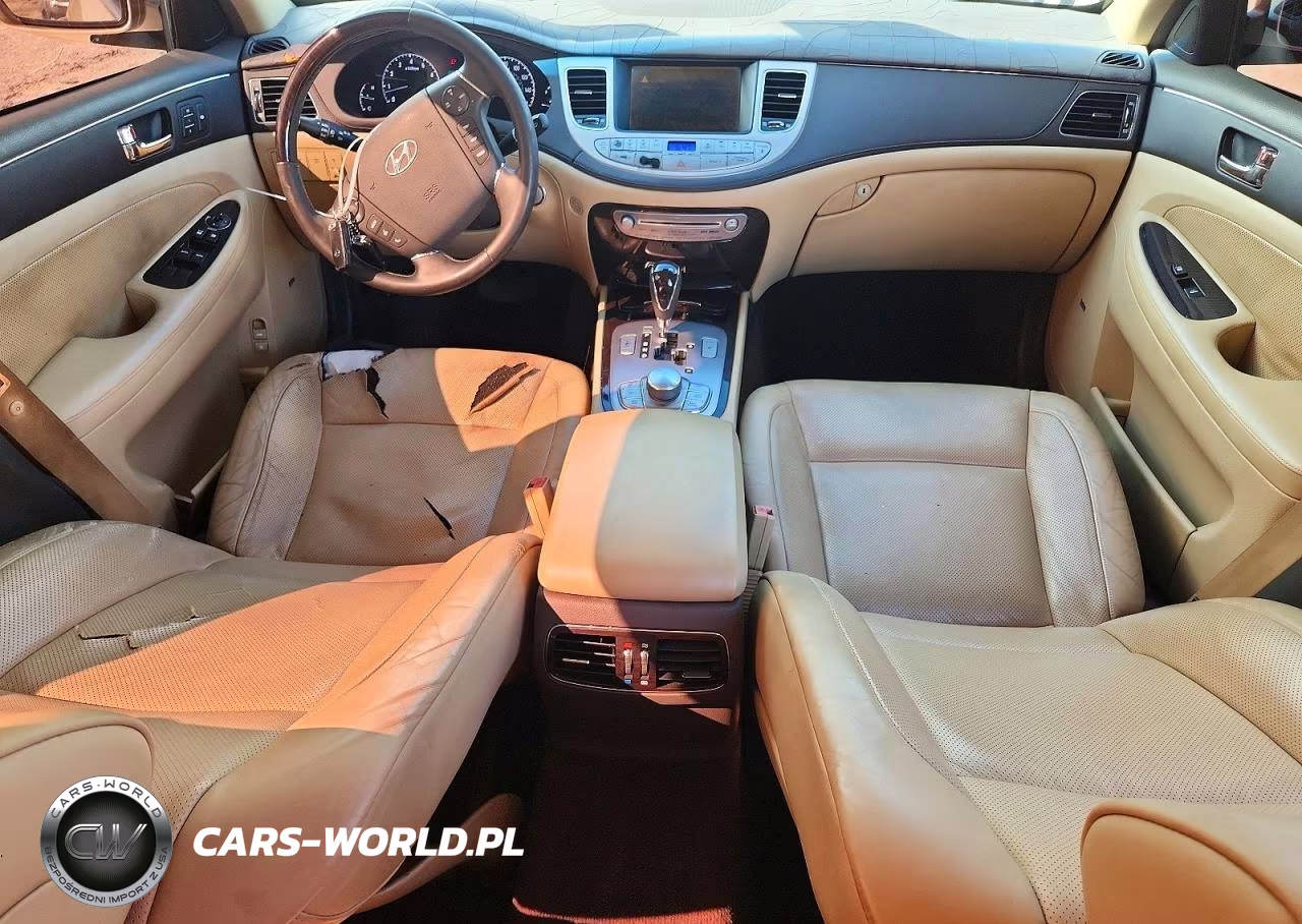 2009 Hyundai Genesis 4.6L VIN:KMHGC46F79U064904 - 8