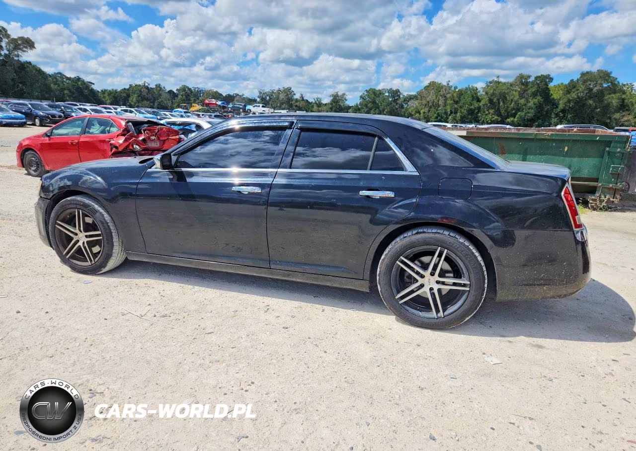 2013 Chrysler 300C VIN:2C3CCAKT4DH651607 - 2