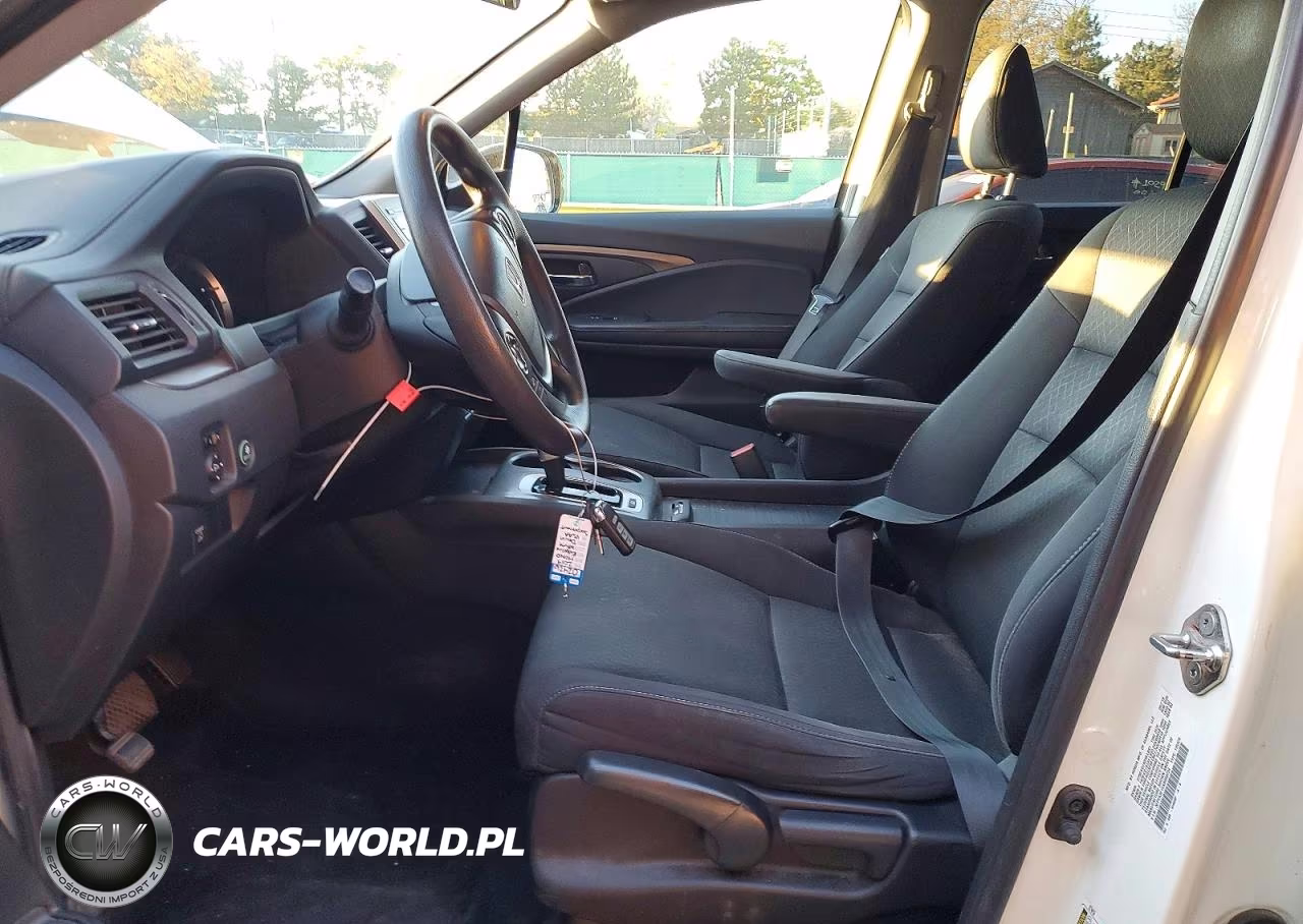 2019 Honda Ridgeline Sport VIN:5FPYK3F1XKB038734 - 7