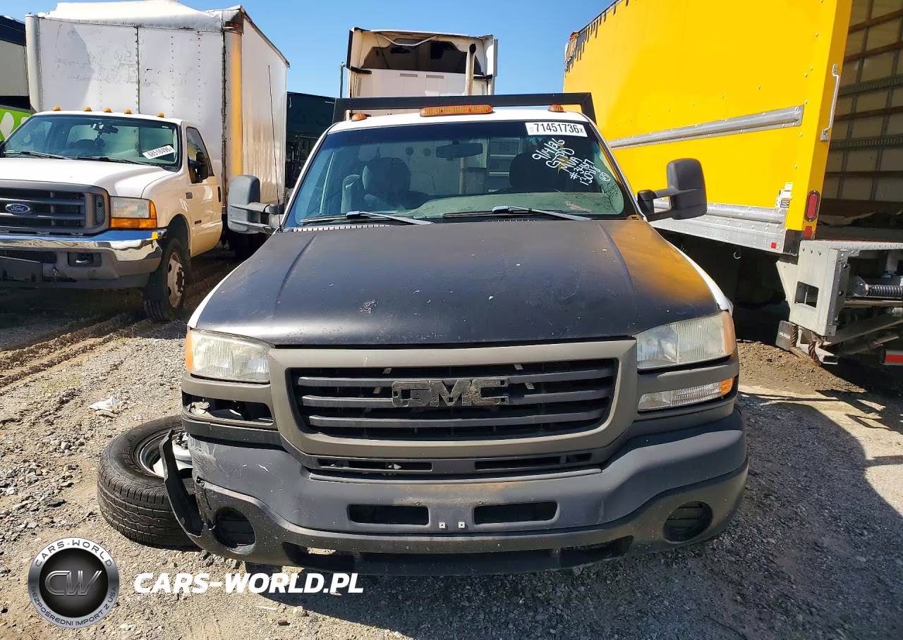 2005 GMC New Sierra C3500 VIN:1GDJC34U15E130918 - 5