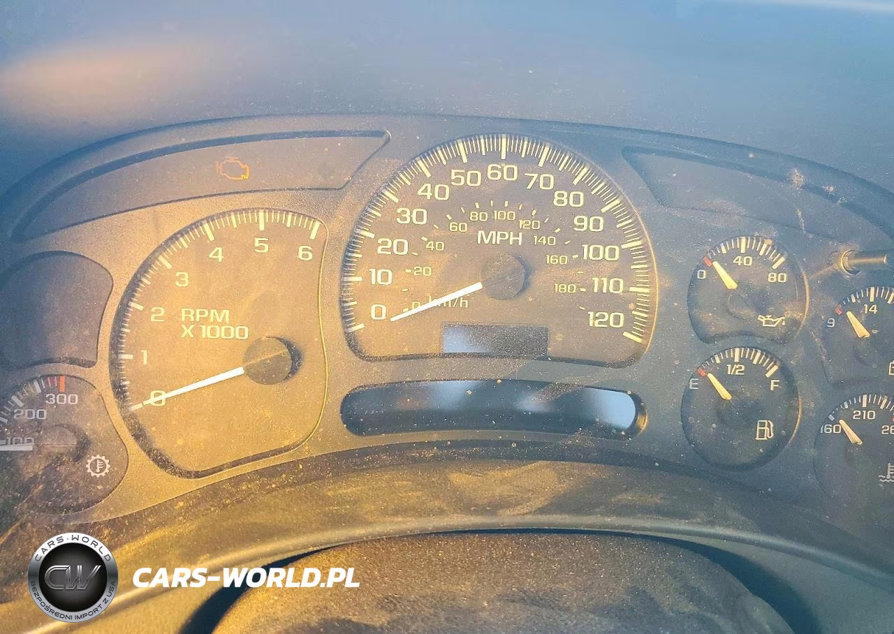 2005 GMC New Sierra C3500 VIN:1GDJC34U15E130918 - 9