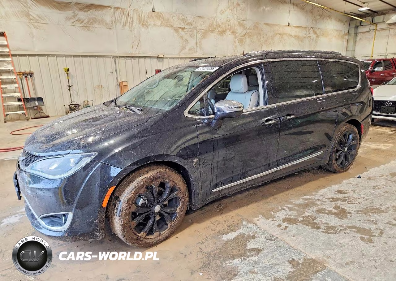 2017 Chrysler Pacifica Limited VIN:2C4RC1GG4HR810725 - 1