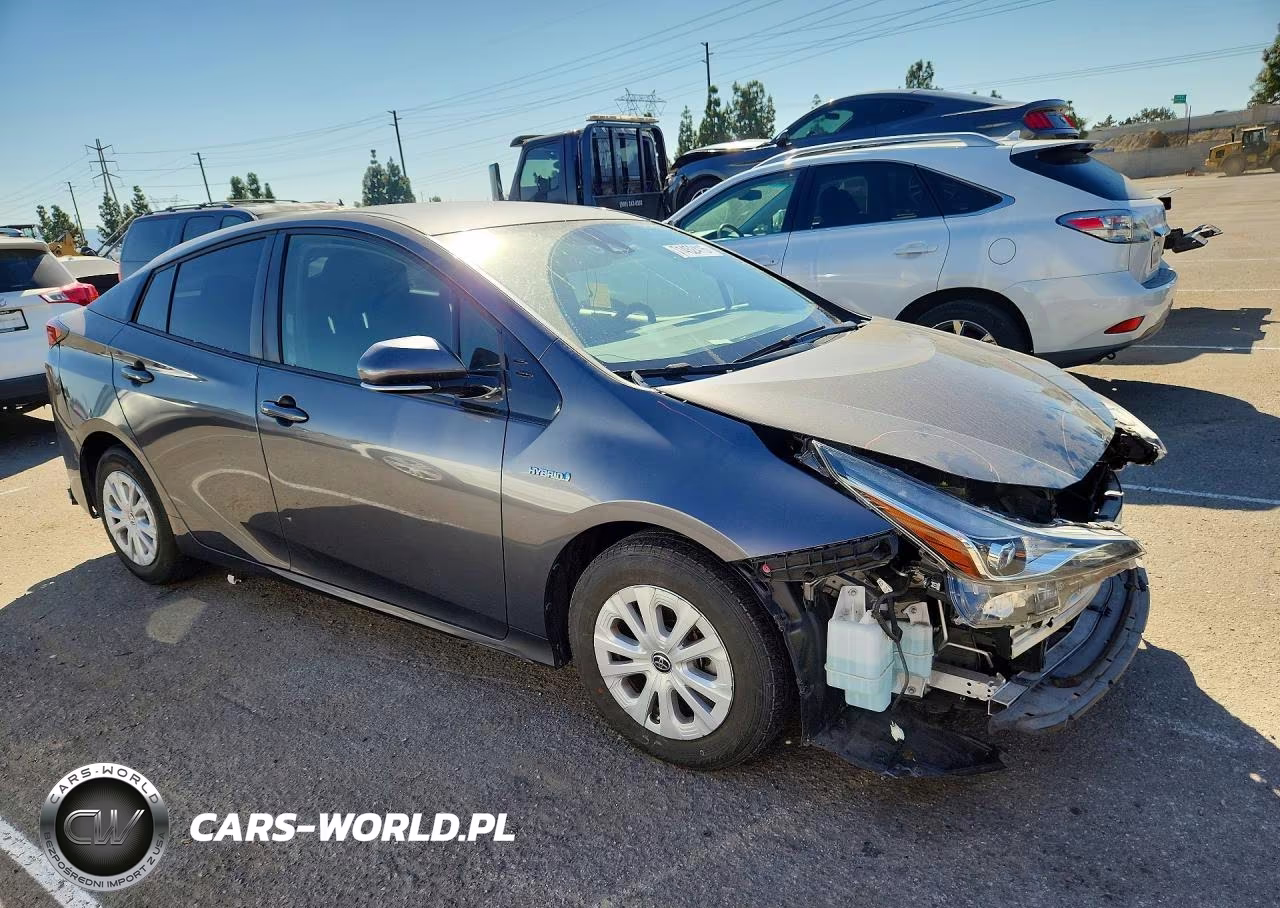 2019 Toyota Prius Le VIN:JTDKARFU6K3093080 - 4
