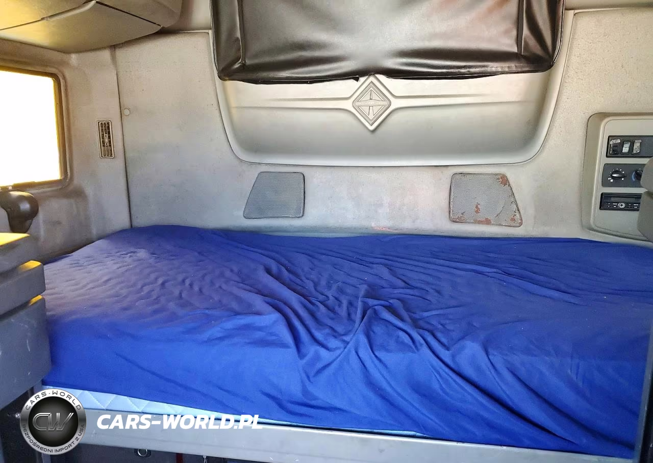 2010 International Prostar VIN:3HSCTSJR7AN230163 - 10