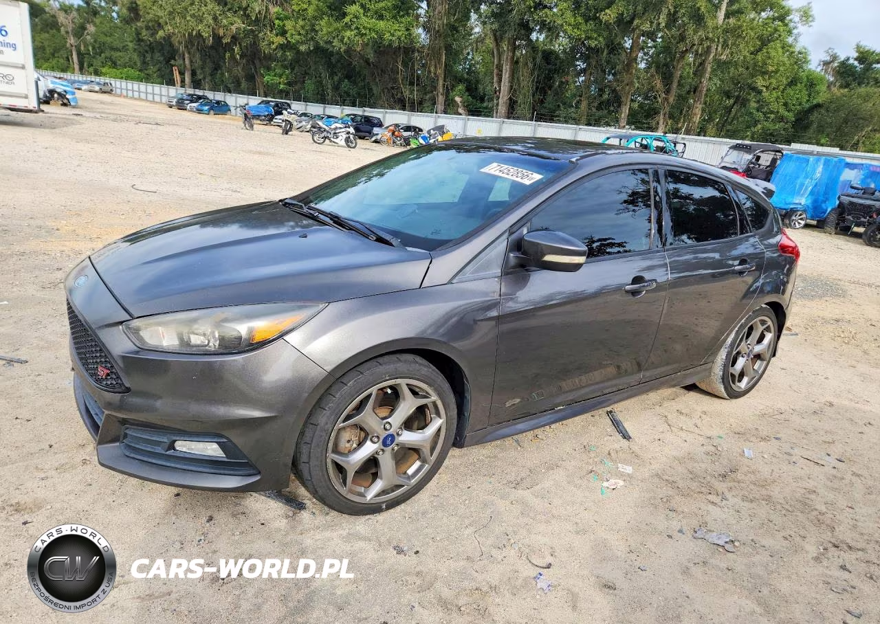 2015 Ford Focus St