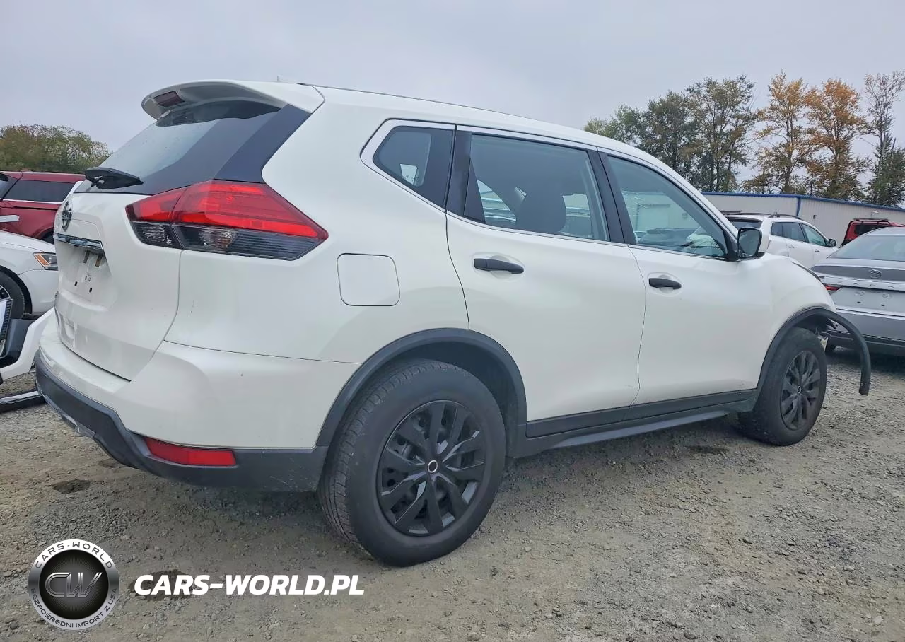 2017 Nissan Rogue S VIN:KNMAT2MT5HP549482 - 3