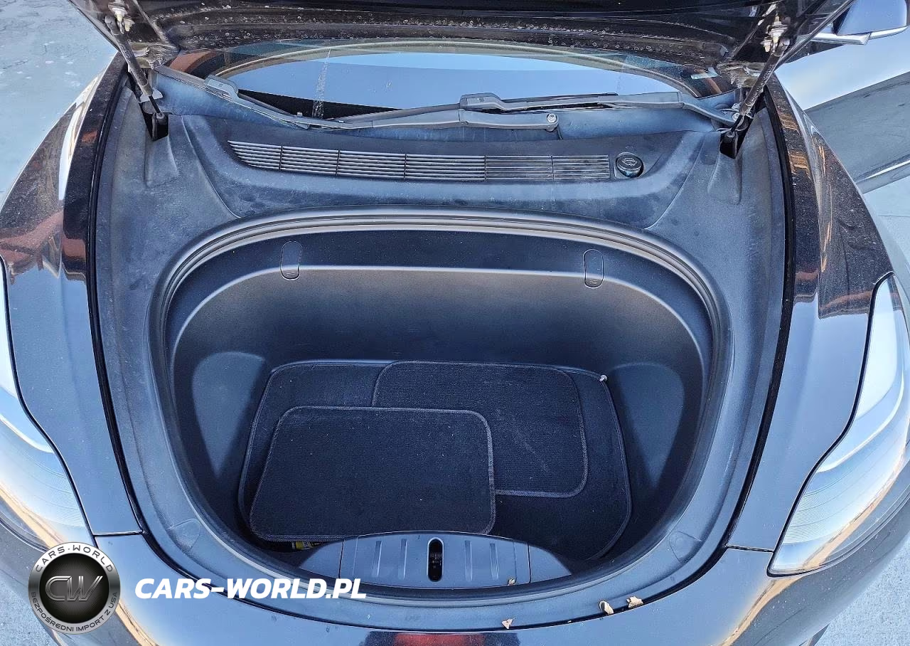 2018 Tesla Model 3 VIN:5YJ3E1EA6JF136383 - 11