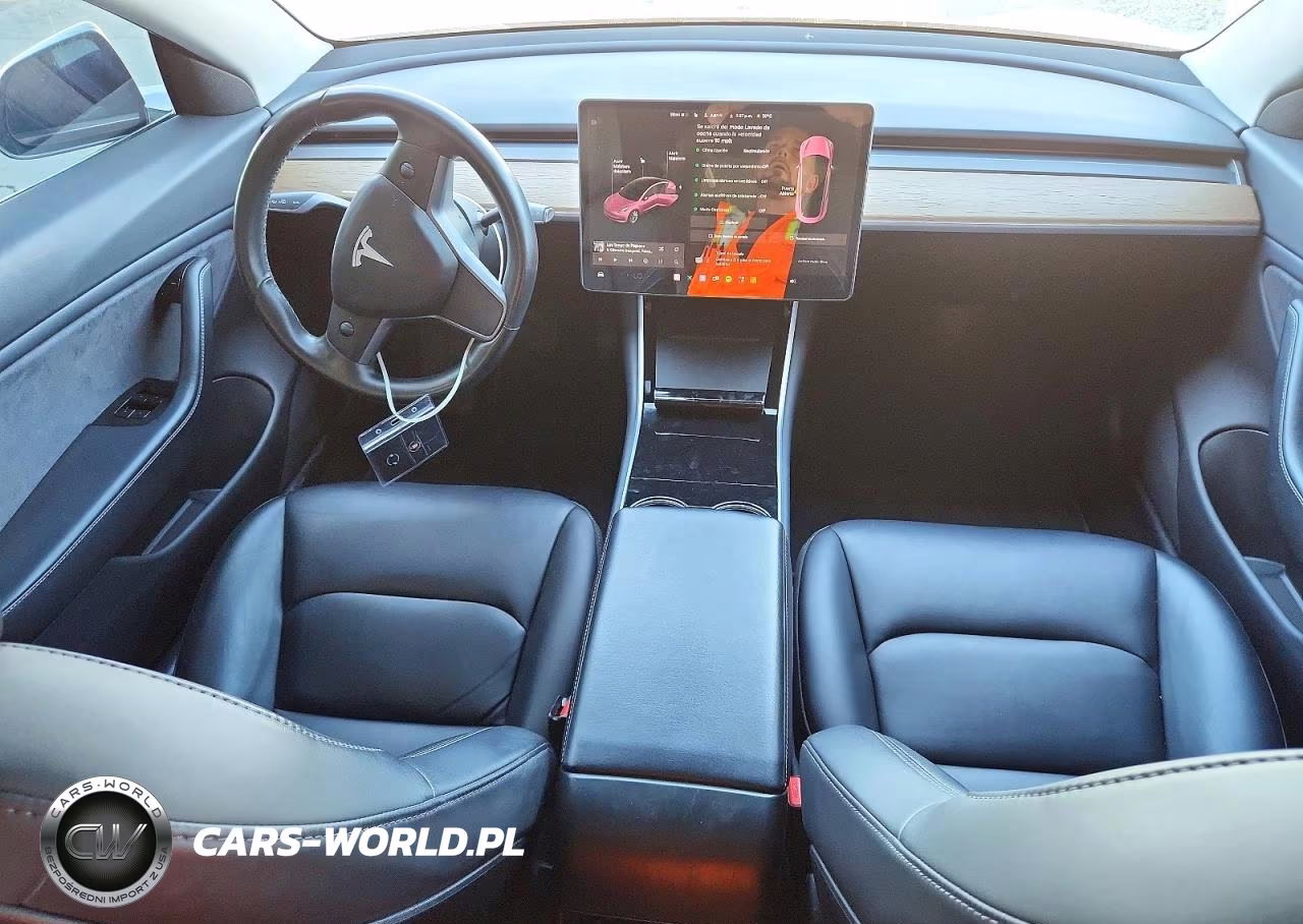 2018 Tesla Model 3 VIN:5YJ3E1EA6JF136383 - 8