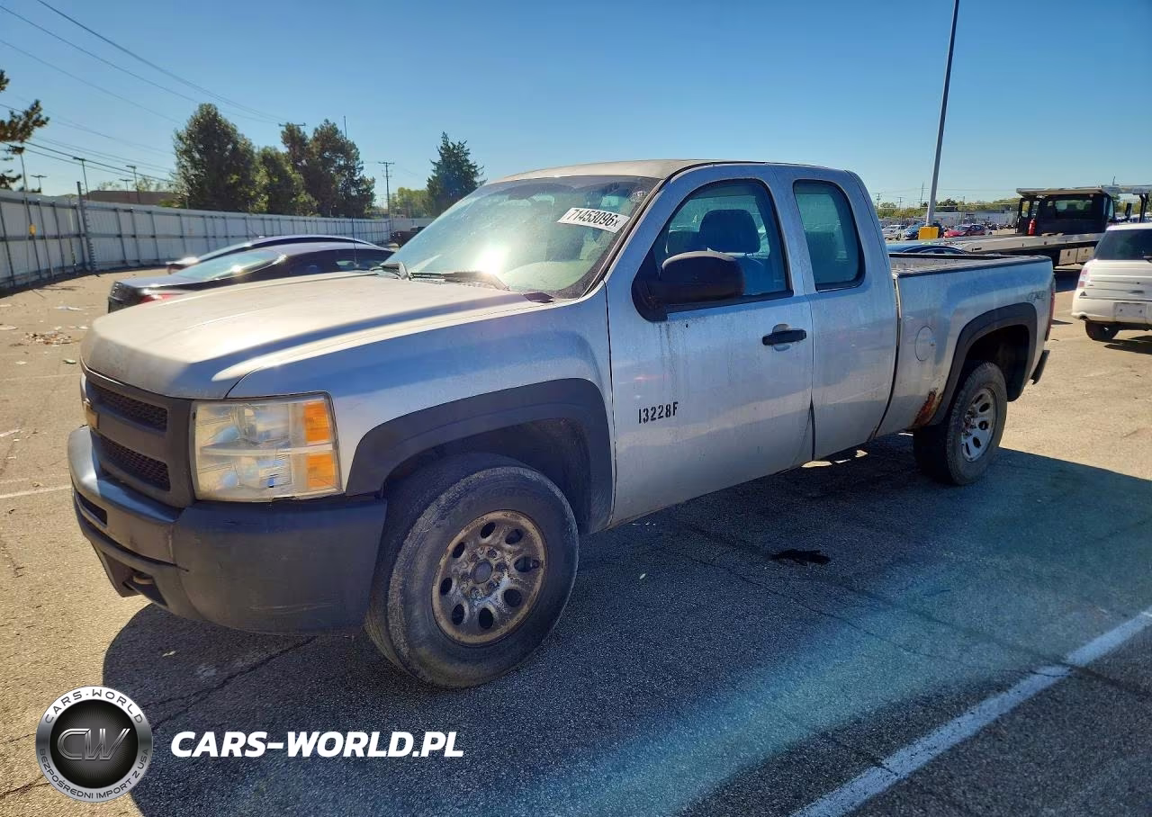 2013 Chevrolet Silverado K1500 VIN:1GCRKPEA7DZ318503 - 1