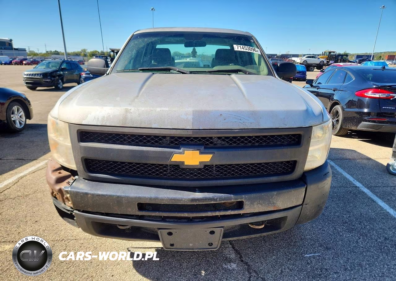 2013 Chevrolet Silverado K1500 VIN:1GCRKPEA7DZ318503 - 5
