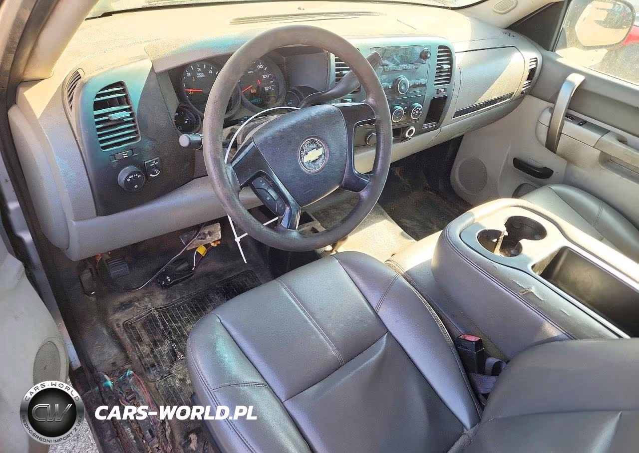 2013 Chevrolet Silverado K1500 VIN:1GCRKPEA7DZ318503 - 8