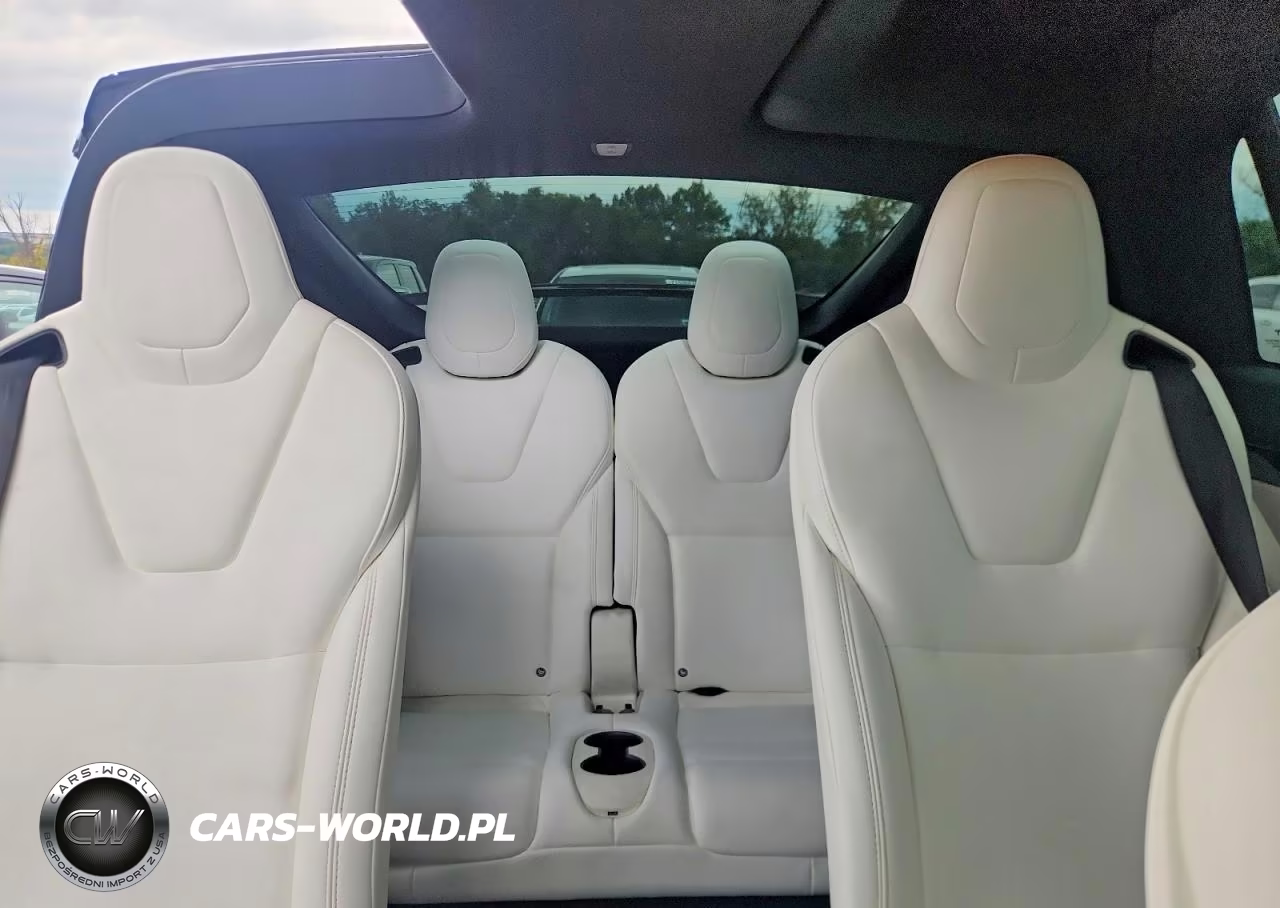 2018 Tesla Model X VIN:5YJXCBE29JF101634 - 10