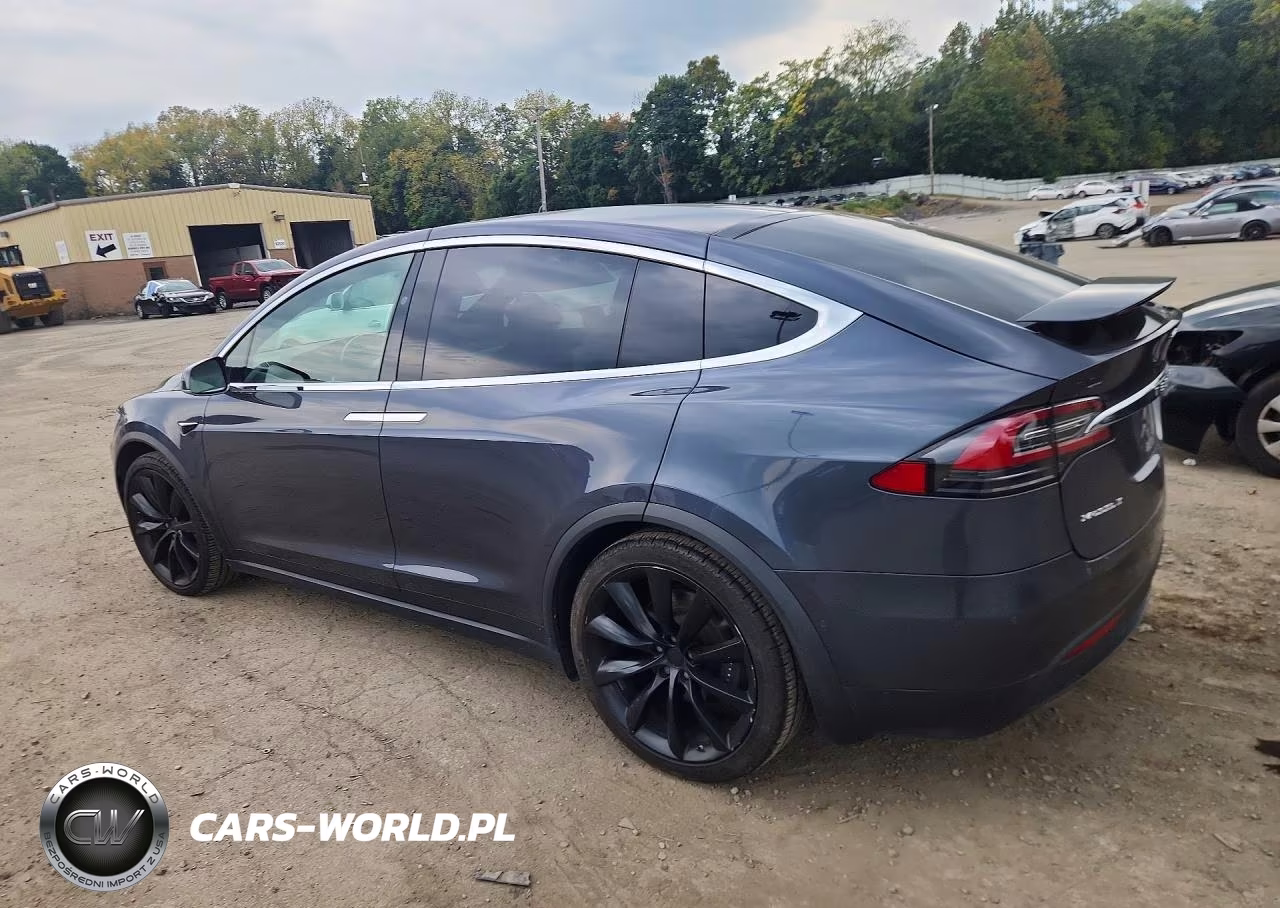 2018 Tesla Model X VIN:5YJXCBE29JF101634 - 2