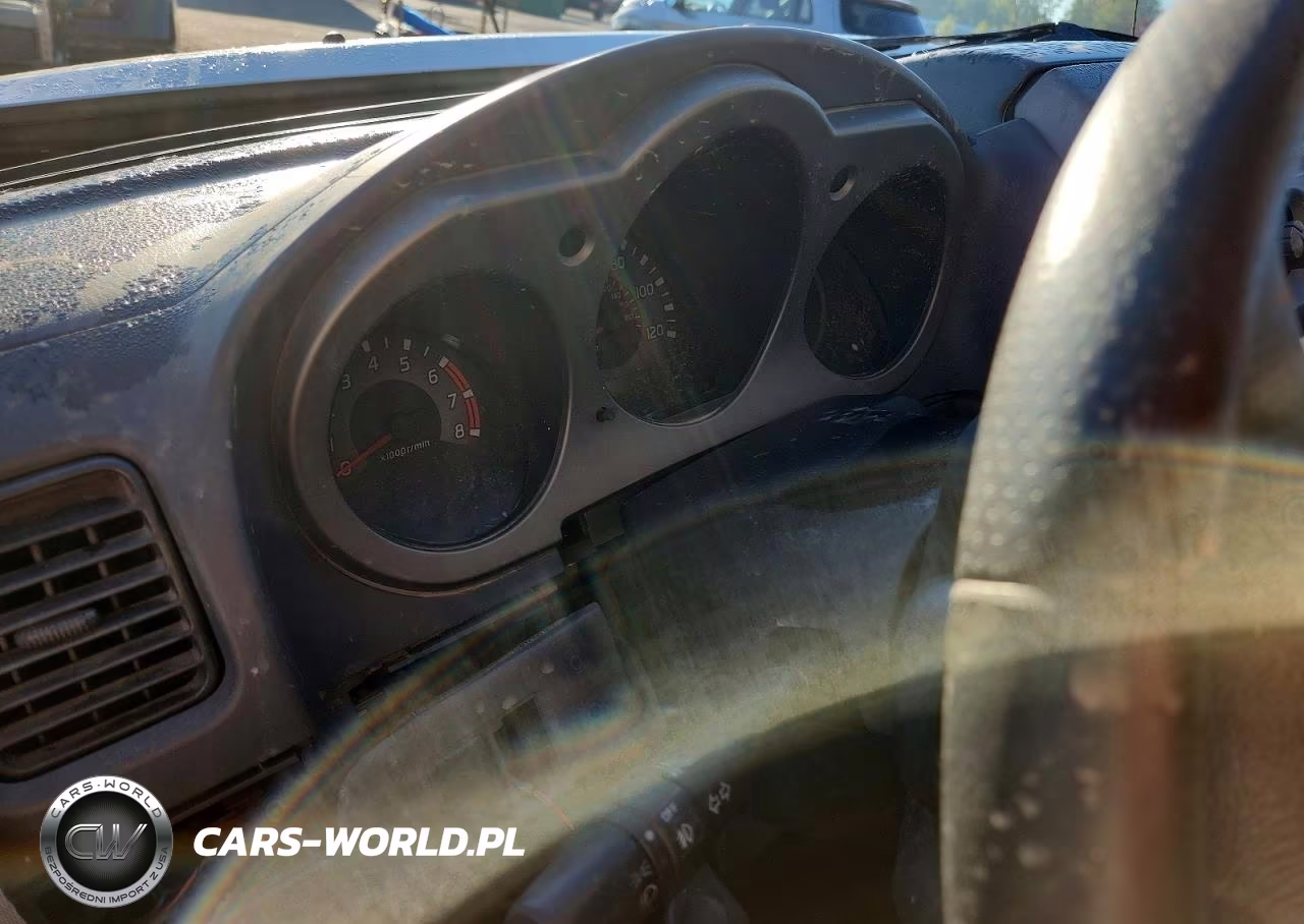 2003 Nissan Xterra Xe-V6 VIN:5N1ED28Y53C703737 - 9