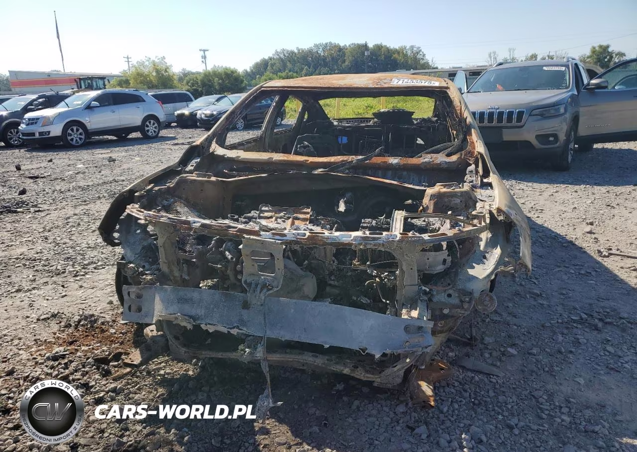 2018 Chevrolet Malibu Lt VIN:1G1ZD5STXJF149653 - 5