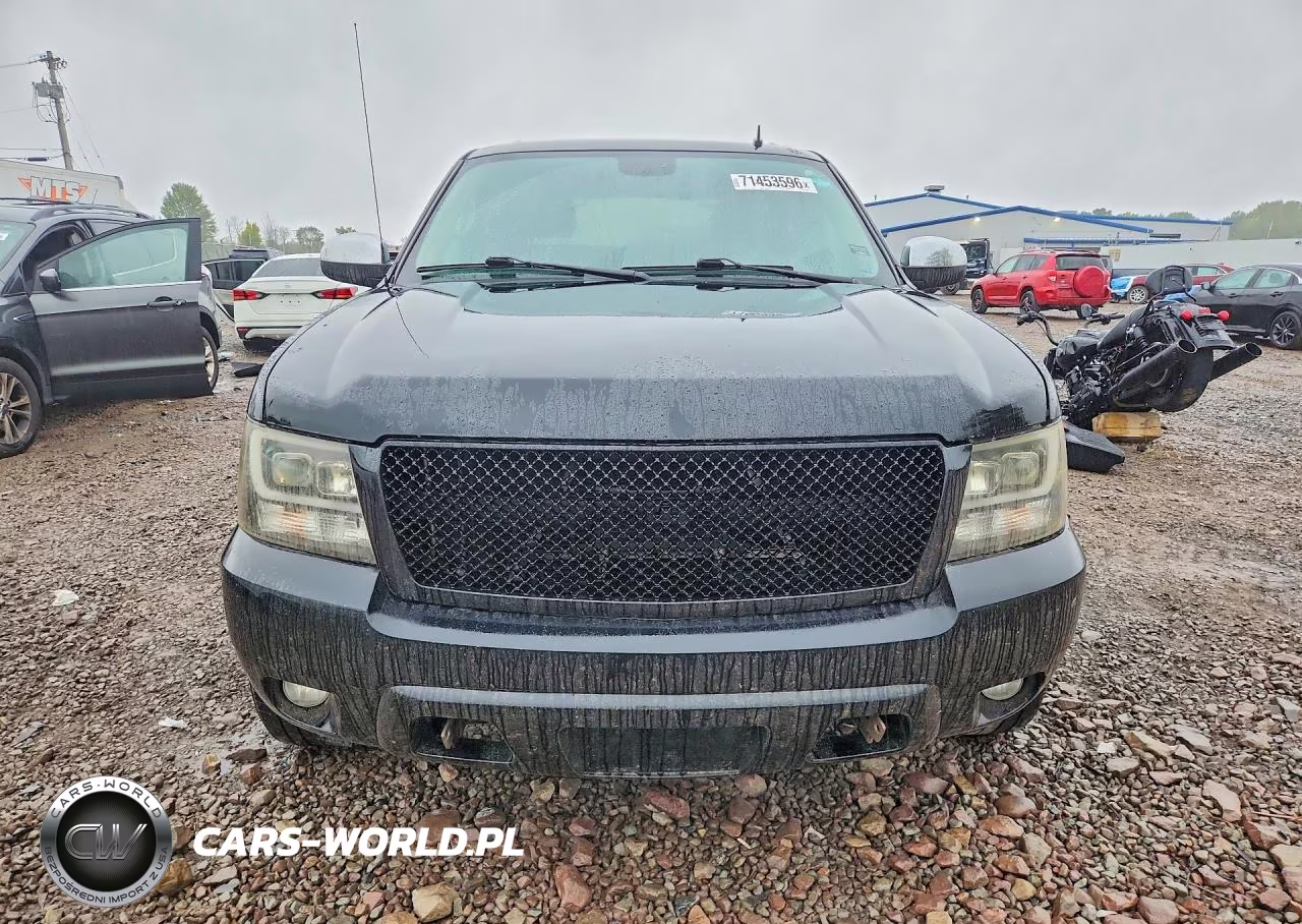 2013 Chevrolet Avalanche Ls VIN:3GNTKEE75DG116376 - 5
