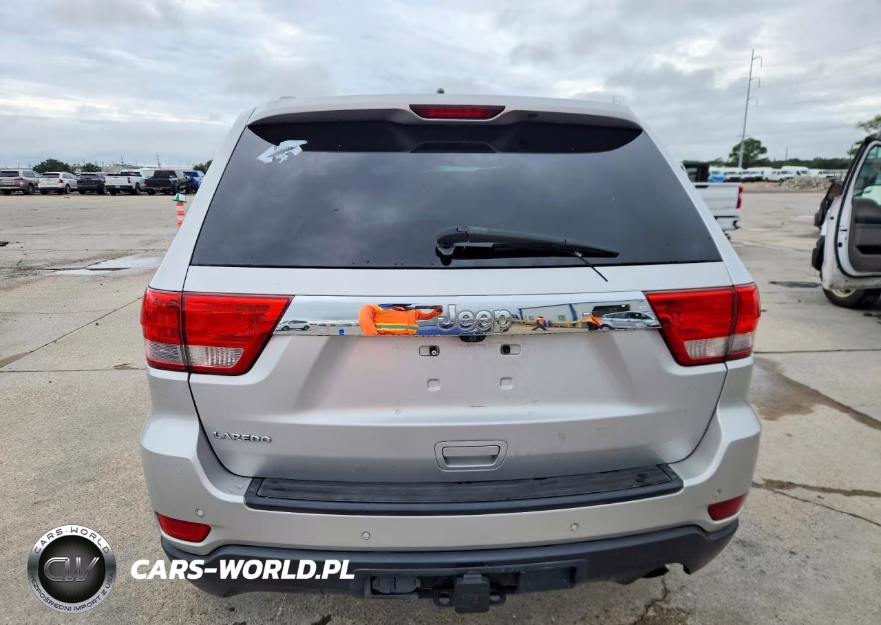 2011 Jeep Grand Cherokee Laredo VIN:1J4RS4GG6BC746654 - 6