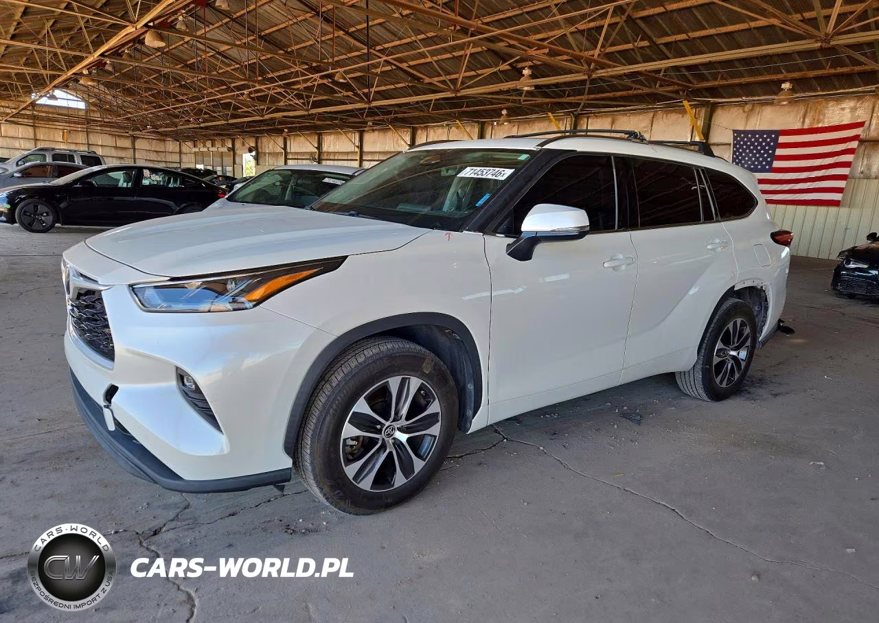 2021 Toyota Highlander Xle VIN:5TDHZRAH7MS043769 - 1