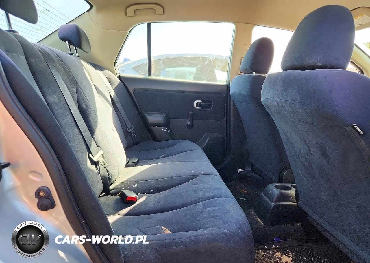 2011 Nissan Versa 1.6 Base VIN:3N1CC1AP2BL391019 - 10