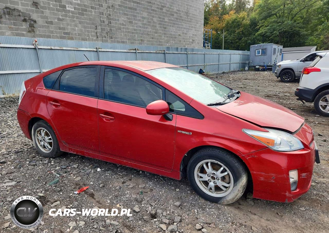 2011 Toyota Prius Two VIN:JTDKN3DU9B1475717 - 4