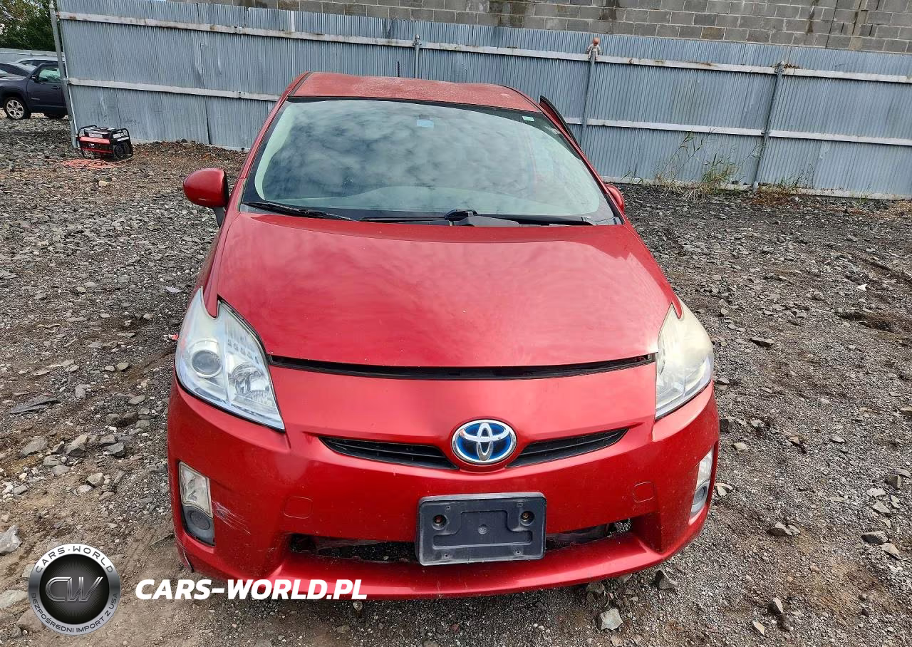 2011 Toyota Prius Two VIN:JTDKN3DU9B1475717 - 5