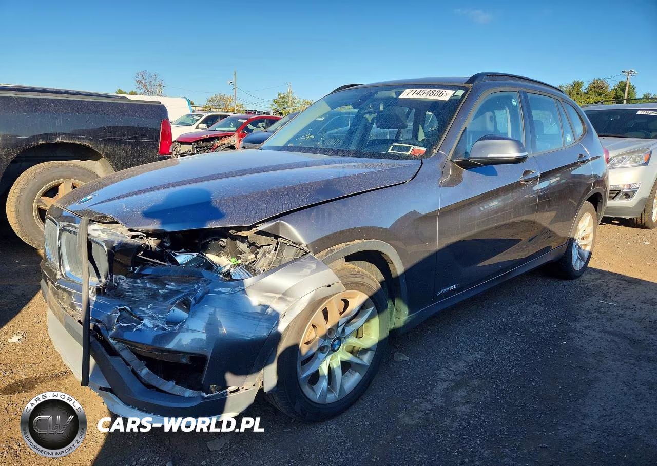 2015 BMW X1 xDrive28I VIN:WBAVL1C53FVY34220 - 1
