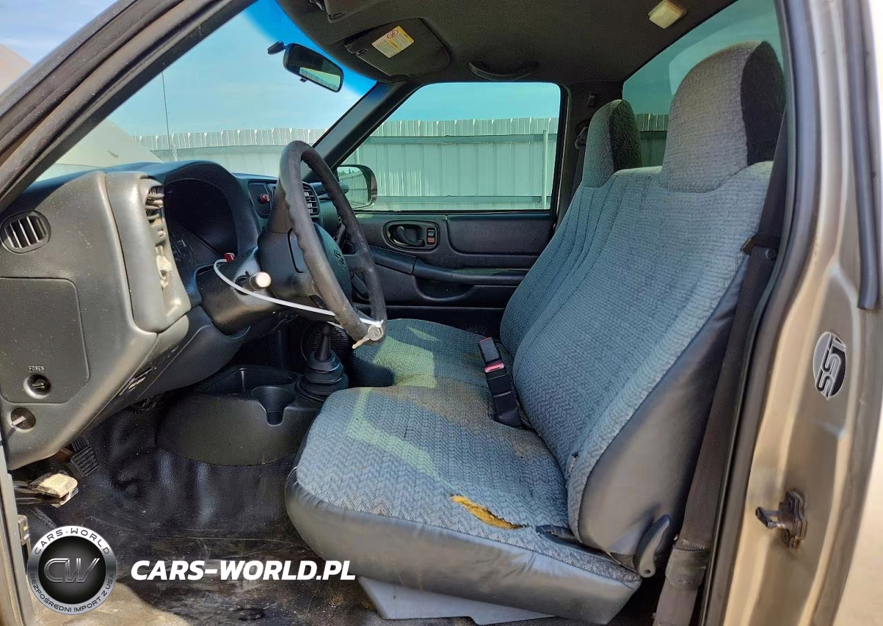2002 Chevrolet S Truck S10 VIN:1GCCS145628221755 - 7