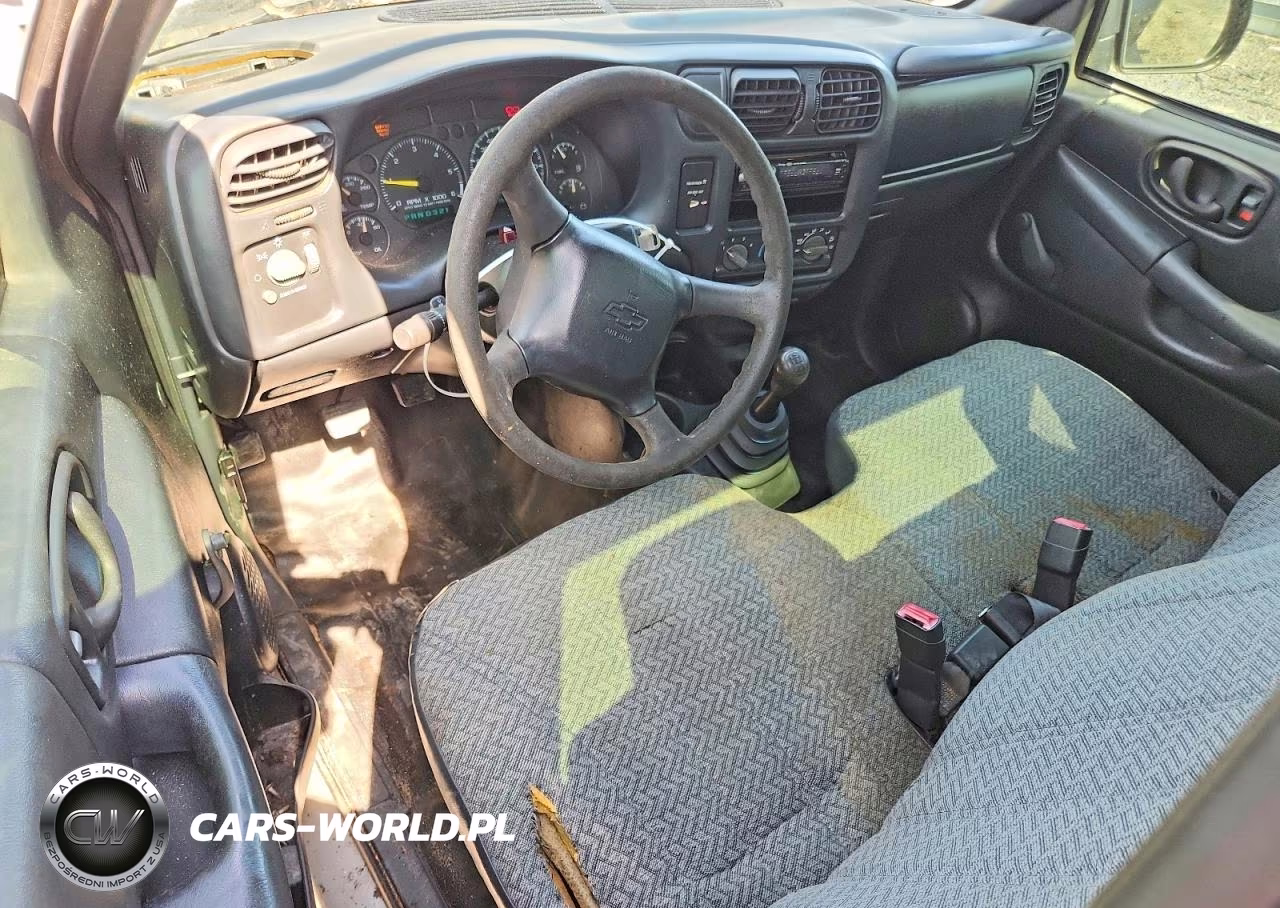 2002 Chevrolet S Truck S10 VIN:1GCCS145628221755 - 8