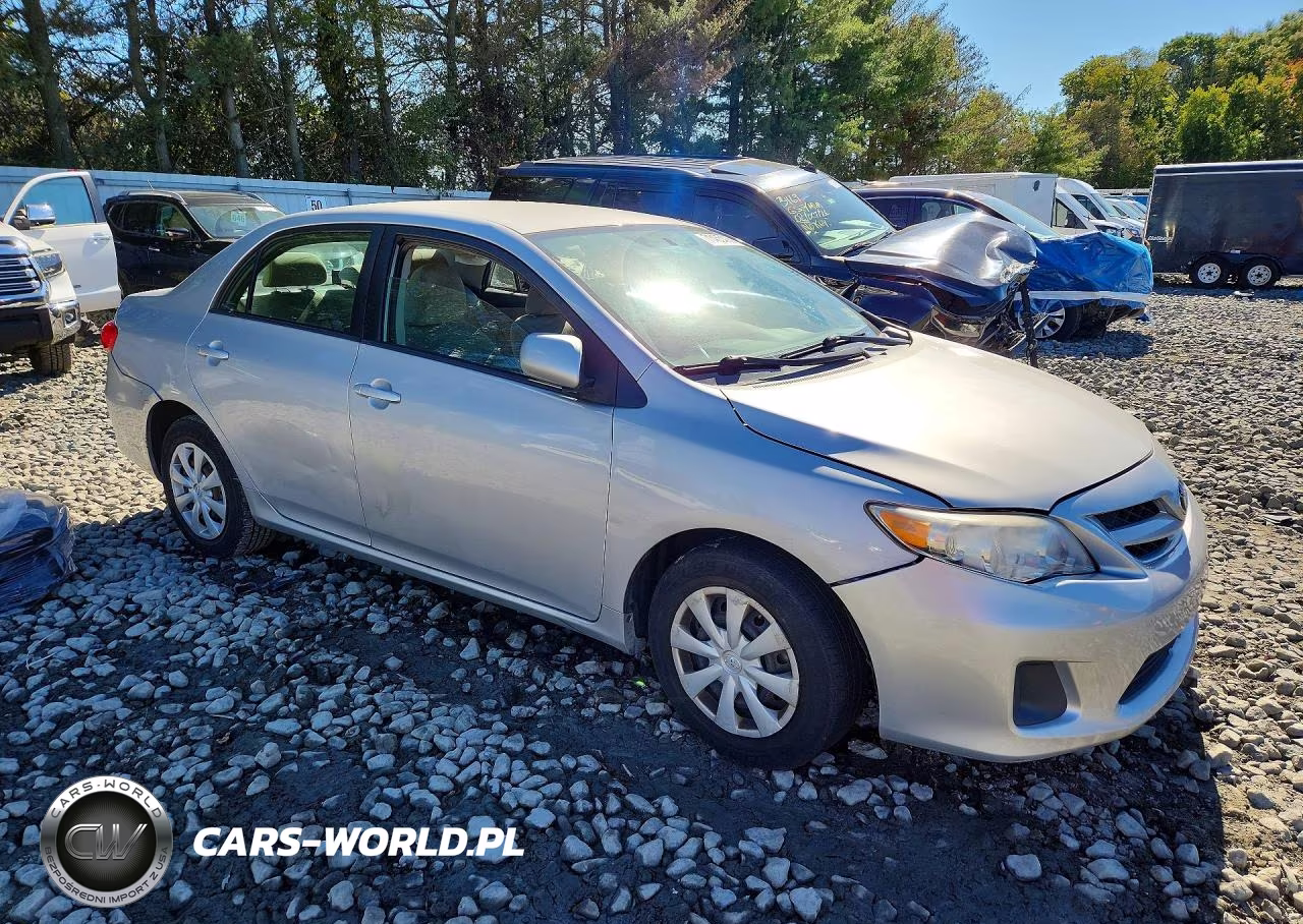 2011 Toyota Corolla Le VIN:2T1BU4EE7BC715231 - 4
