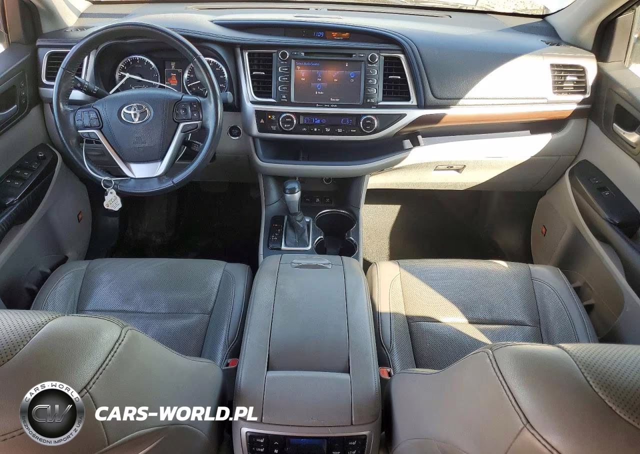 2016 Toyota Highlander Limited Platinum VIN:5TDDKRFH1GS241876 - 8