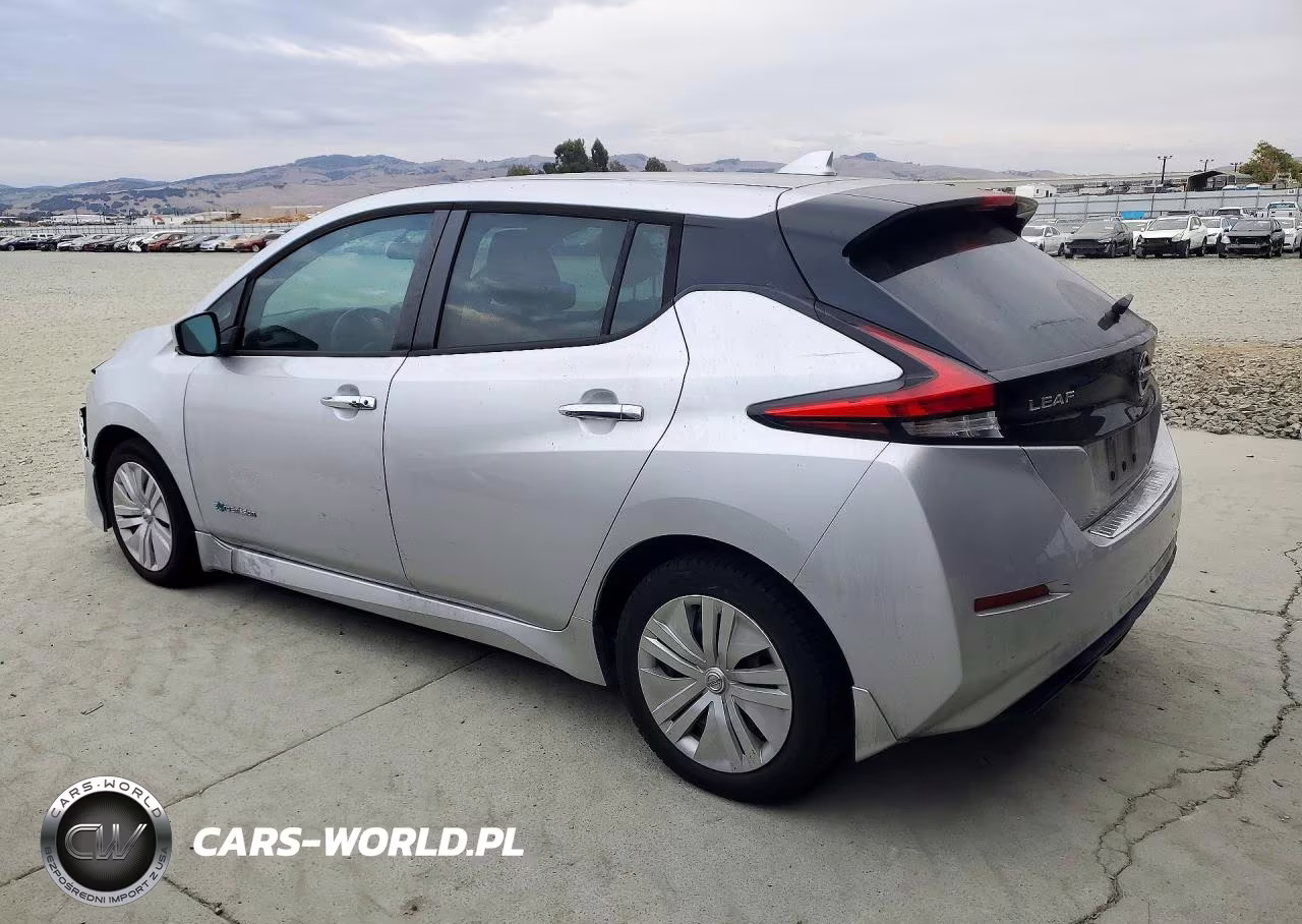 2018 Nissan Leaf S VIN:1N4AZ1CP8JC306457 - 2
