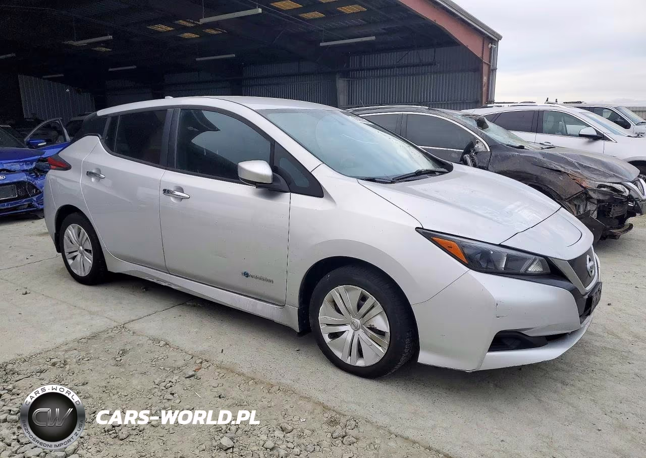 2018 Nissan Leaf S VIN:1N4AZ1CP8JC306457 - 4