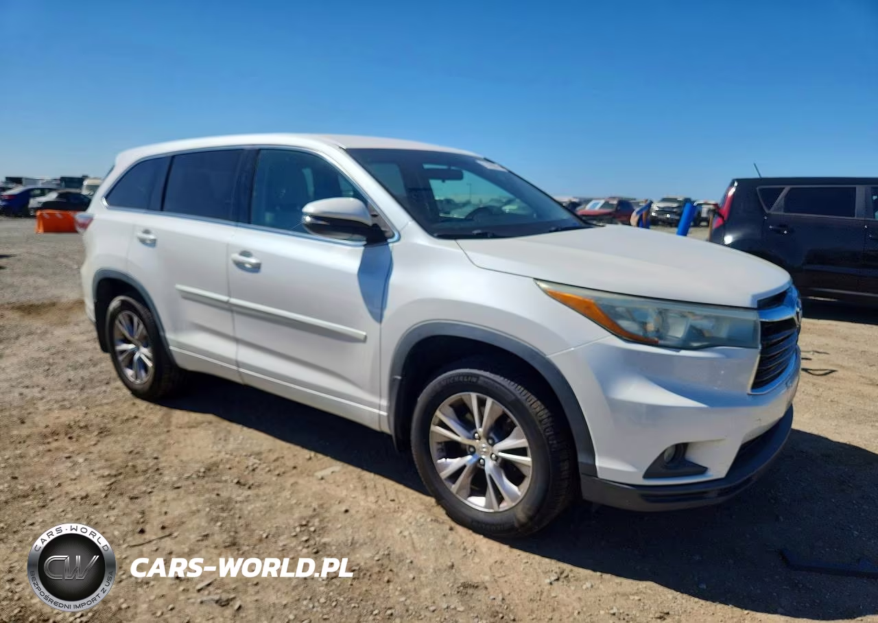2015 Toyota Highlander Le Plus VIN:5TDZKRFH5FS071025 - 4