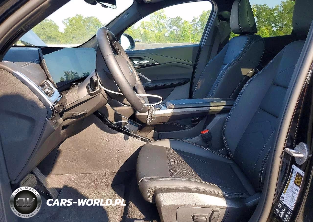 2026 BMW X2 xDrive28I VIN:WBX63GM00T5468356 - 7