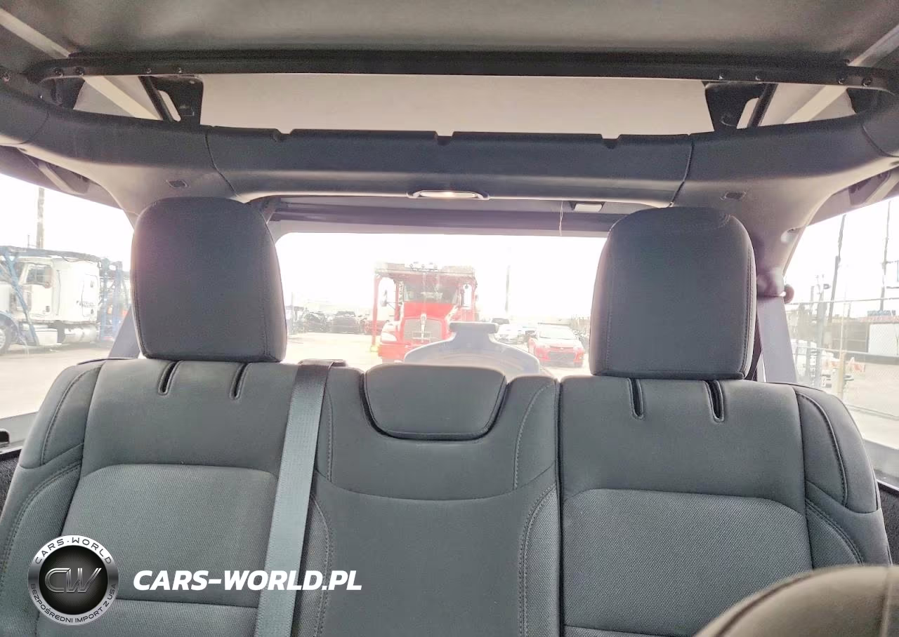 2022 Jeep Wrangler Unlimited Sport 4X4 VIN:1C4HJXDN0NW235243 - 10