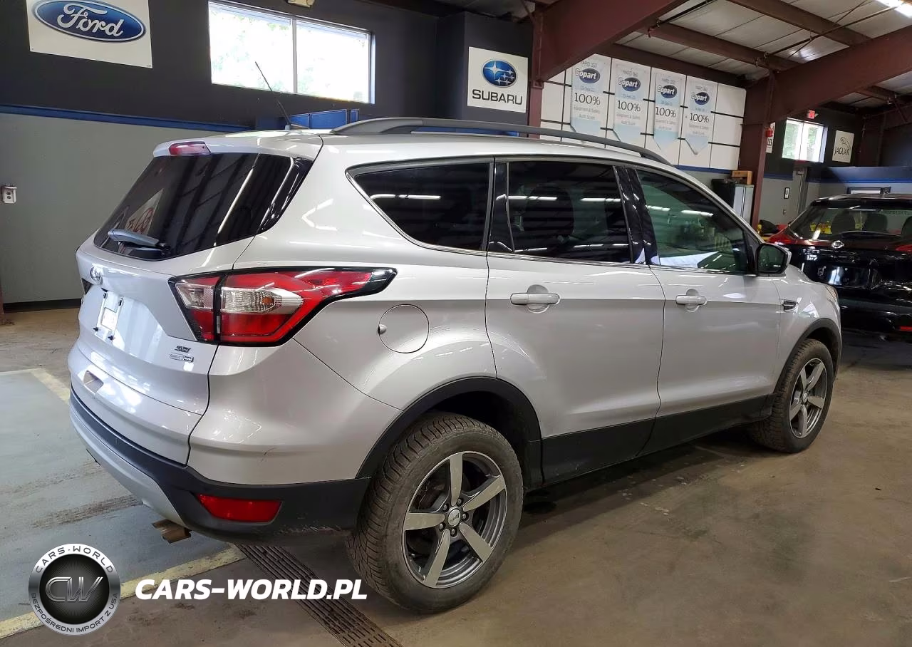 2017 Ford Escape Se VIN:1FMCU9GD5HUB93633 - 3