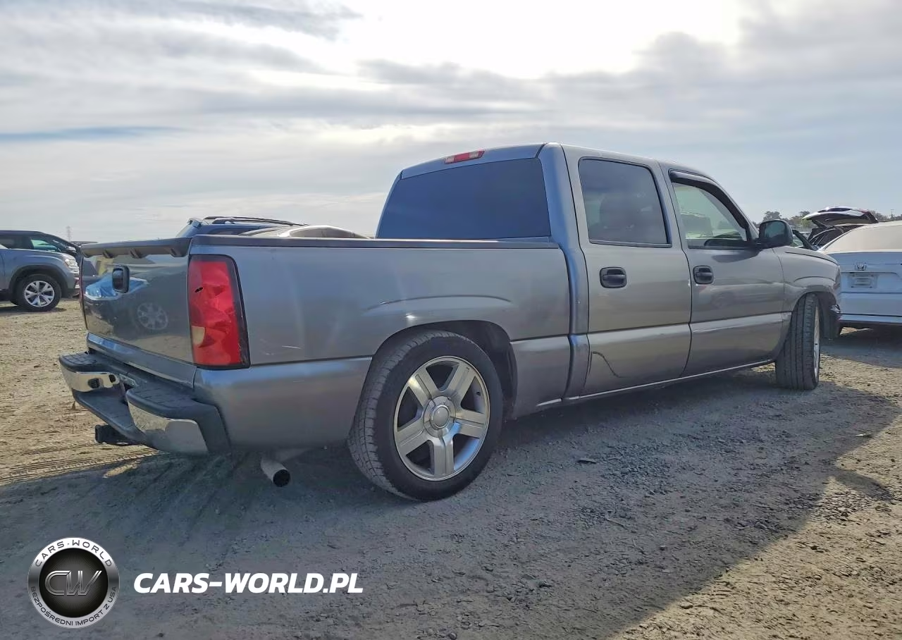 2007 Chevrolet Silverado C1500 Classic Crew Cab VIN:2GCEC13V371179188 - 3