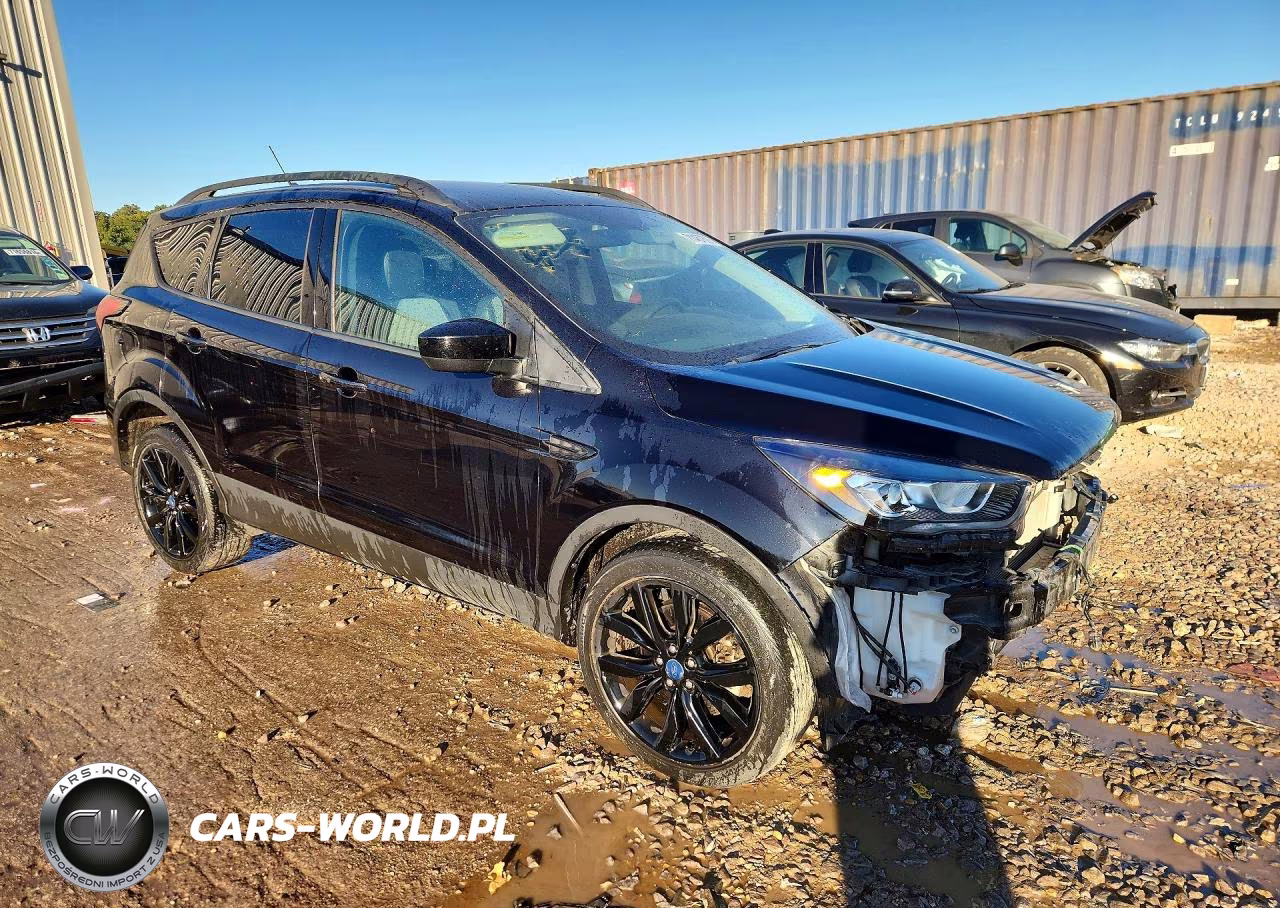 2019 Ford Escape Se VIN:1FMCU9GD6KUA25829 - 4
