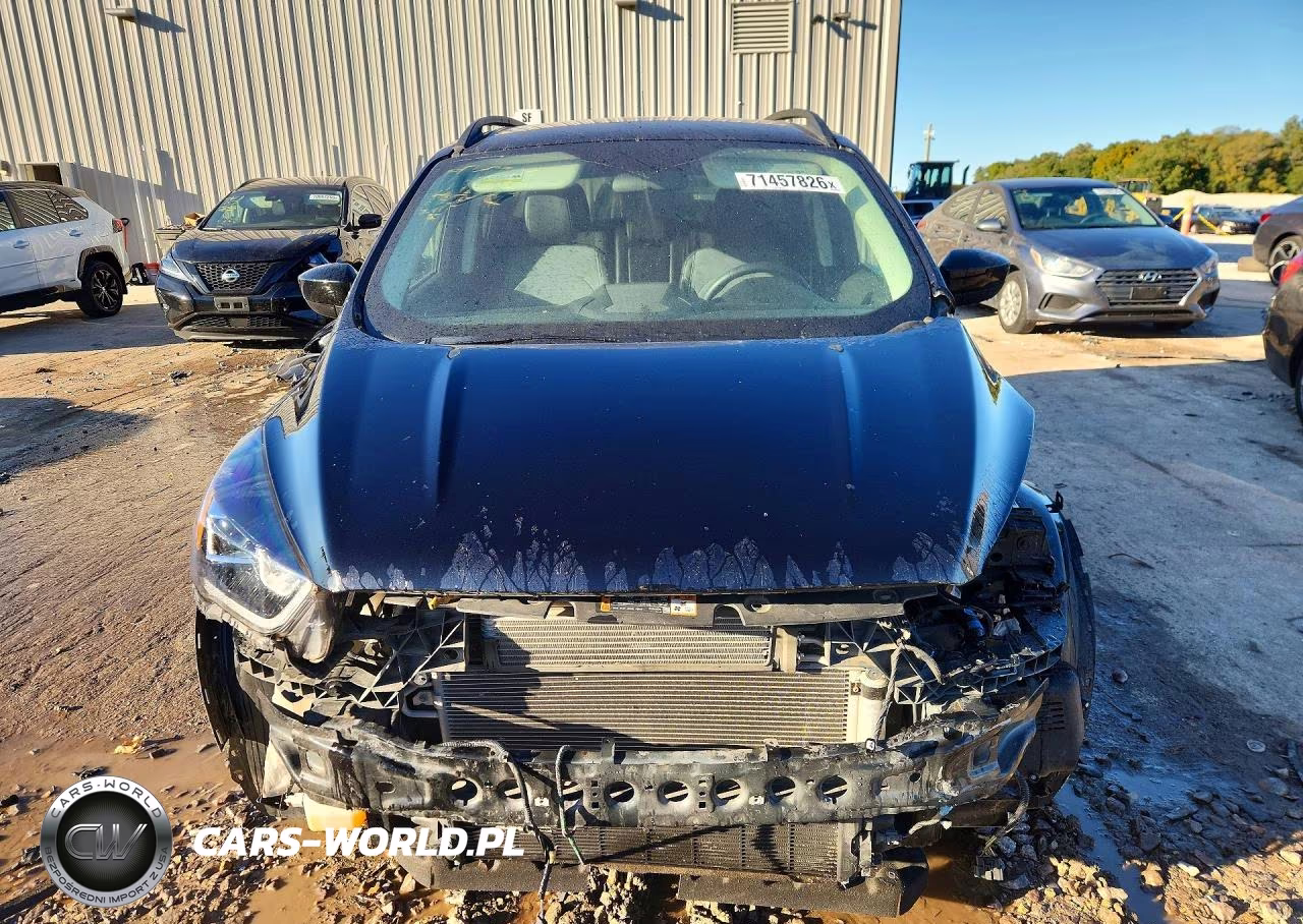 2019 Ford Escape Se VIN:1FMCU9GD6KUA25829 - 5