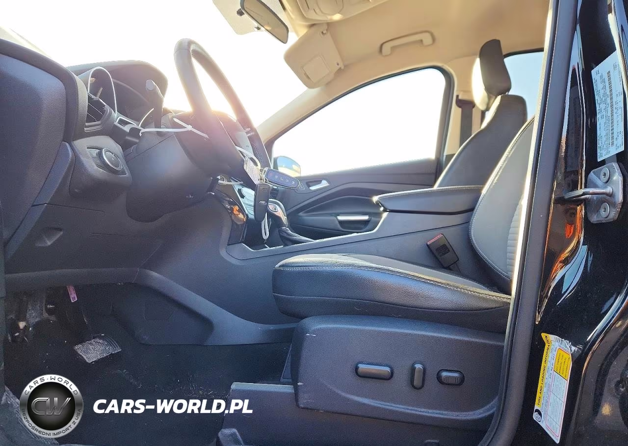2019 Ford Escape Se VIN:1FMCU9GD6KUA25829 - 7