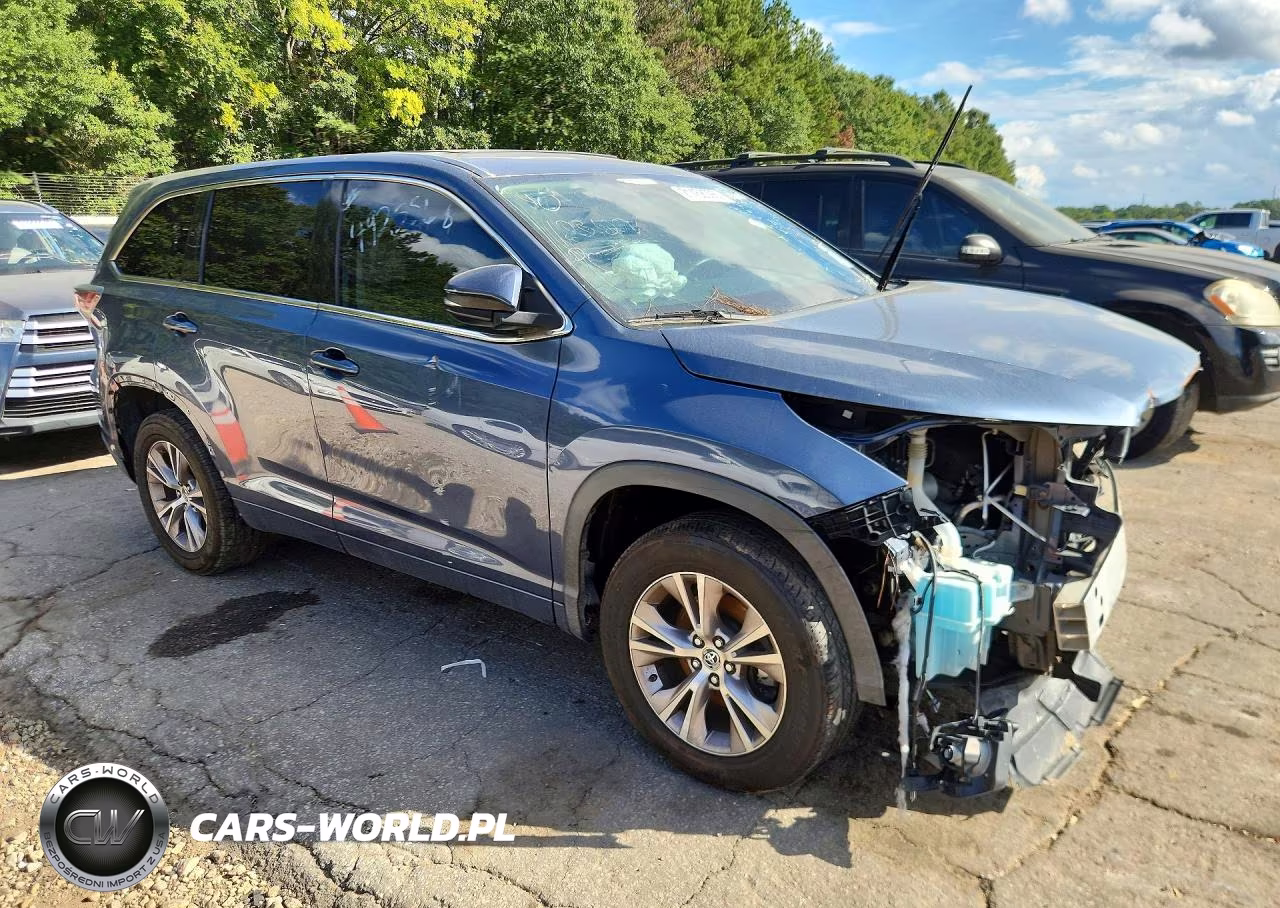 2016 Toyota Highlander Le Plus VIN:5TDZKRFH2GS123129 - 4