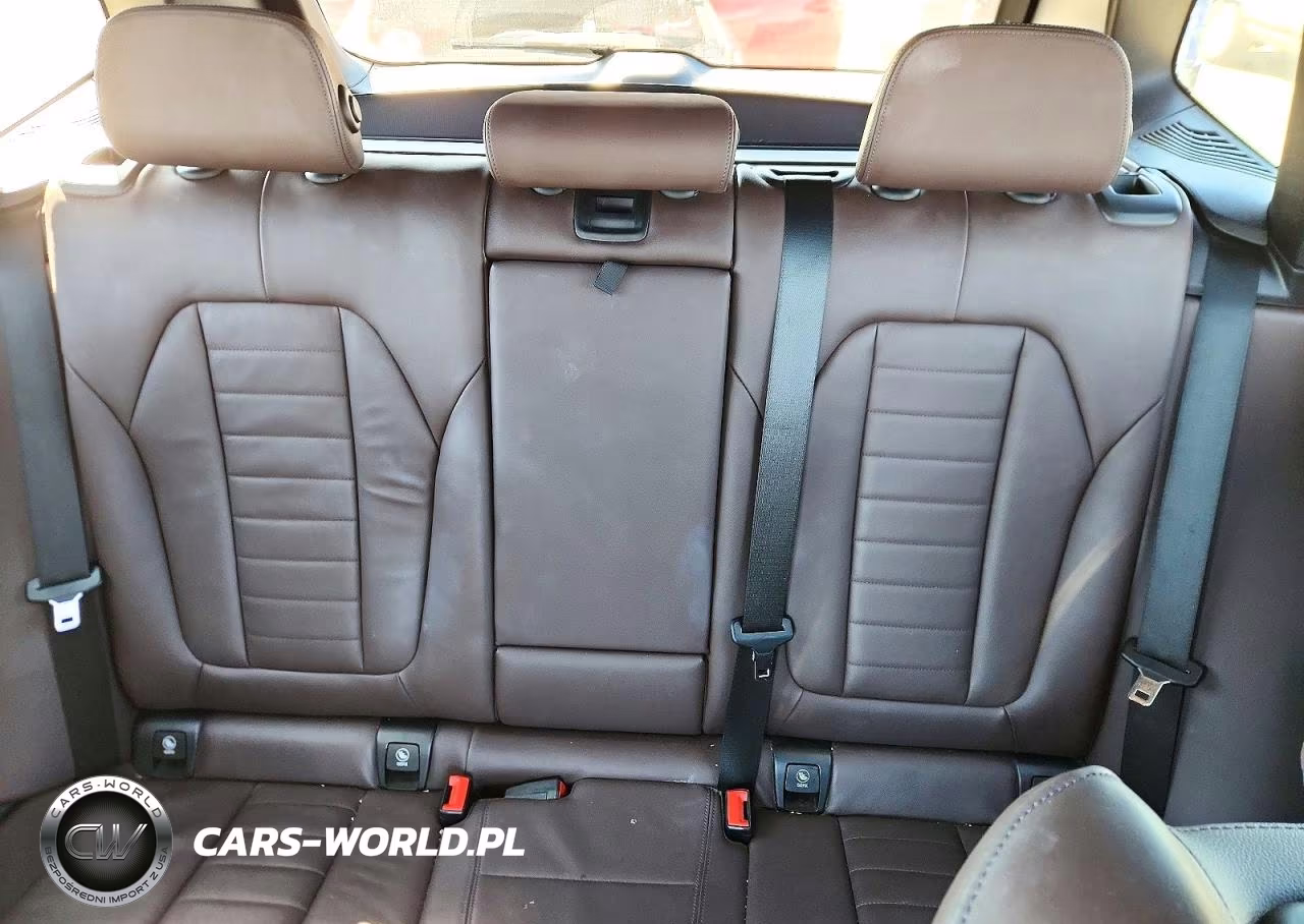 2019 BMW X3 xDrive30I VIN:5UXTR9C58KLP90632 - 10