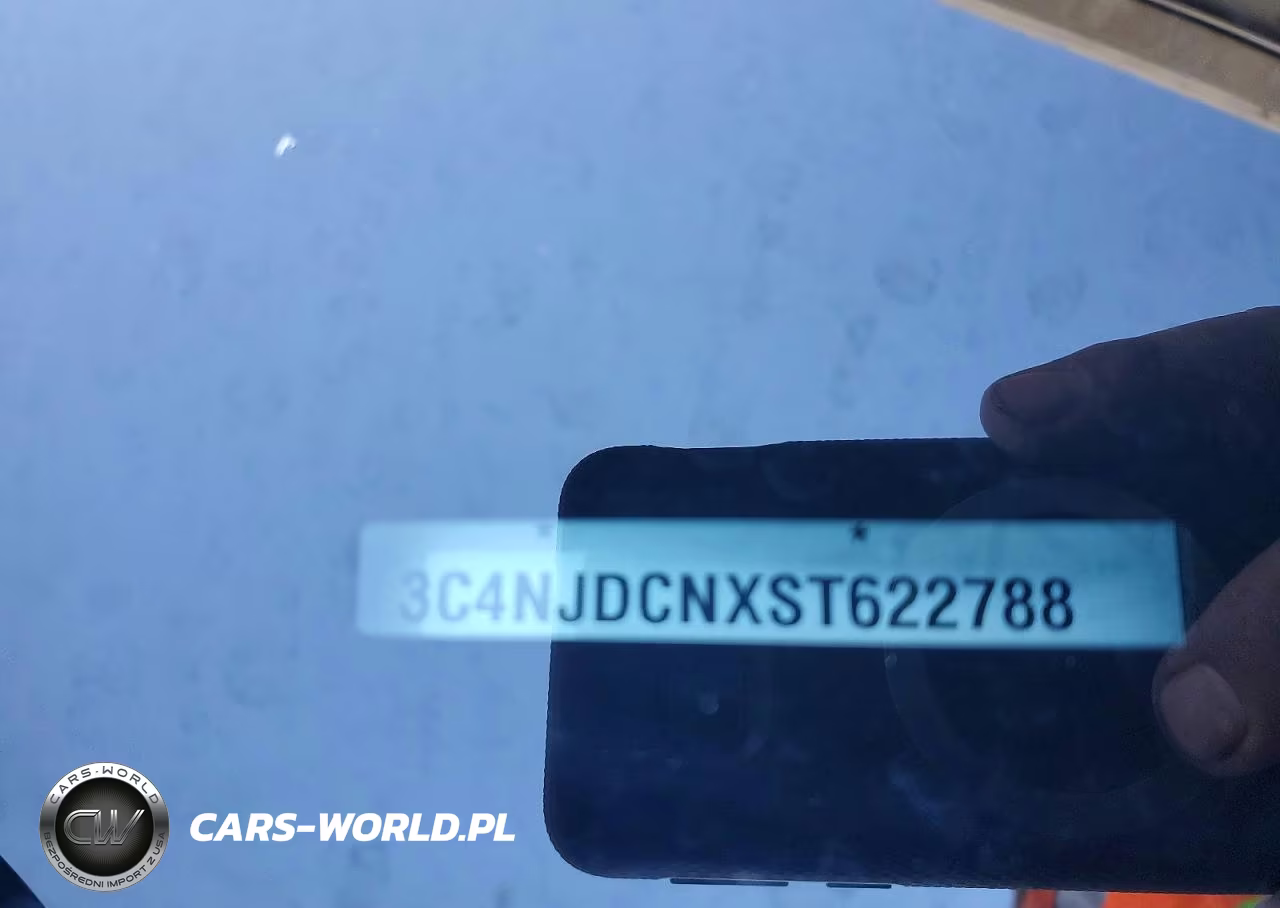 2025 Jeep Compass Limited VIN:3C4NJDCNXST622788 - 13