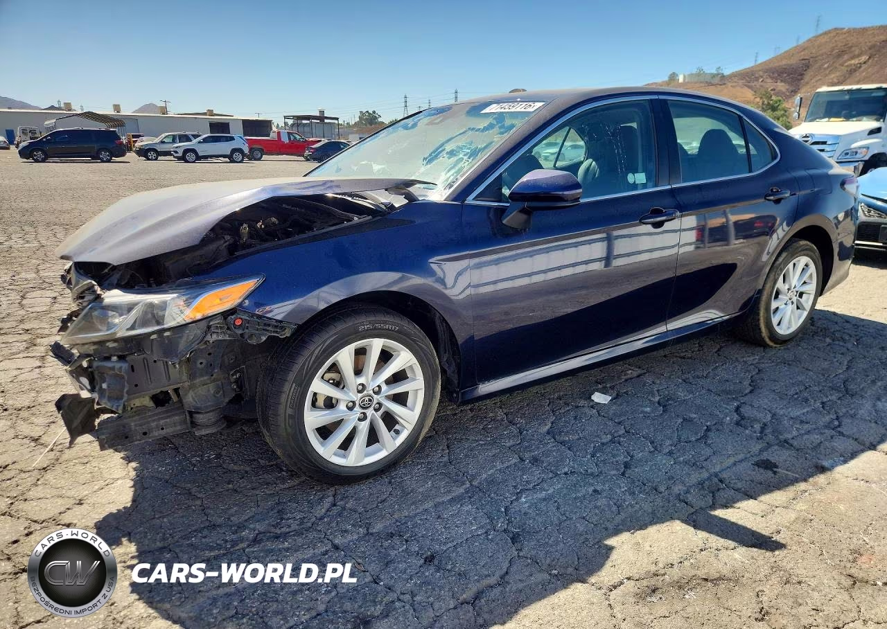 2022 Toyota Camry Le