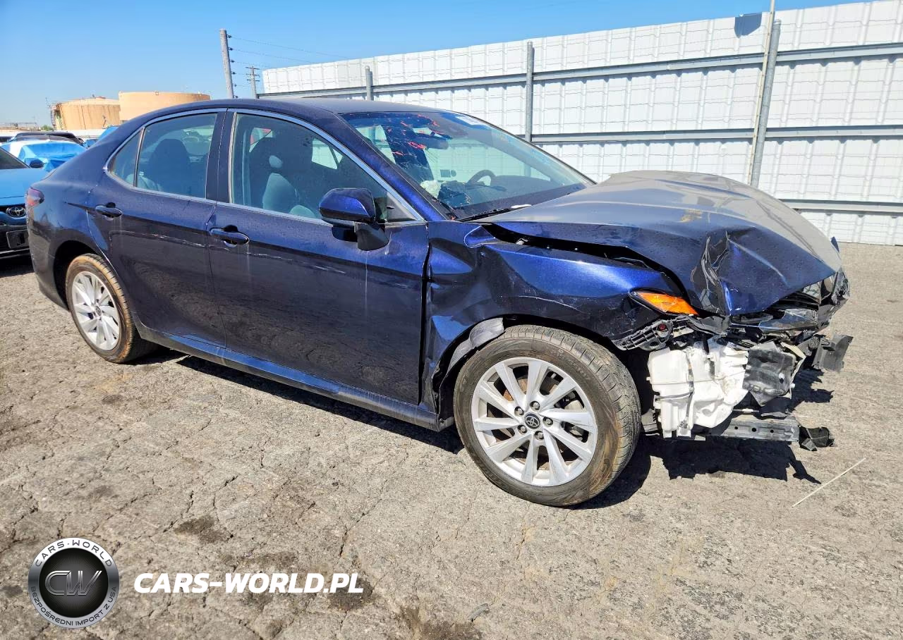2022 Toyota Camry Le VIN:4T1C11AKXNU663622 - 4
