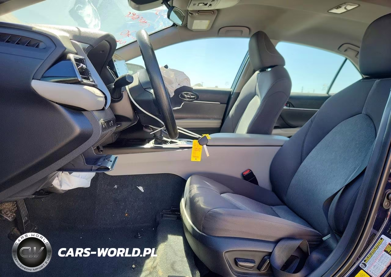 2022 Toyota Camry Le VIN:4T1C11AKXNU663622 - 7