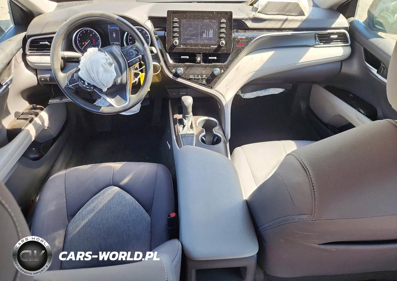2022 Toyota Camry Le VIN:4T1C11AKXNU663622 - 8